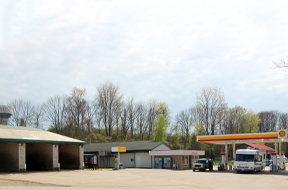 Green Roof Gas Bar & Car Wash